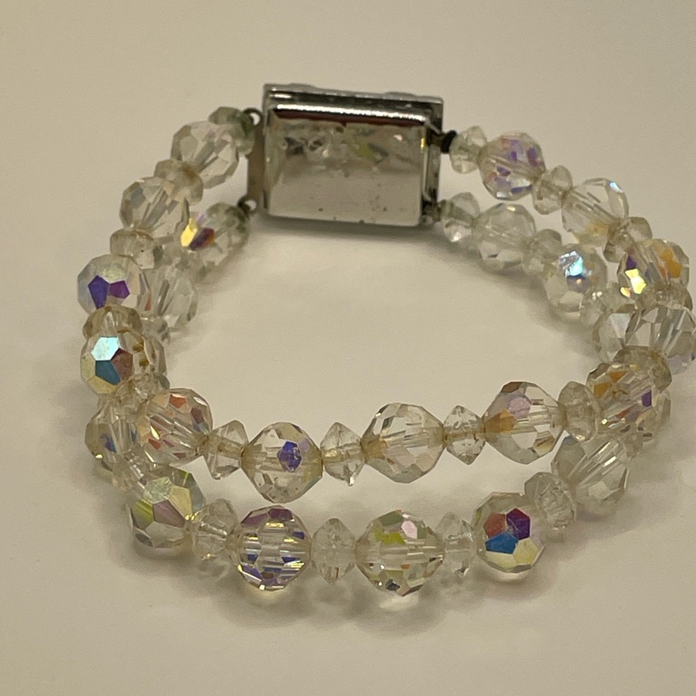 Vintage 7.25” Aurora Borealis Crystal Bracelet ✨ Double Strand AB Beads ✨ - Picture 7 of 12